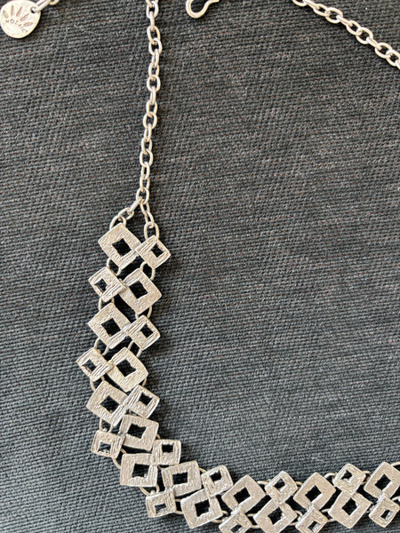 Lattice Necklace