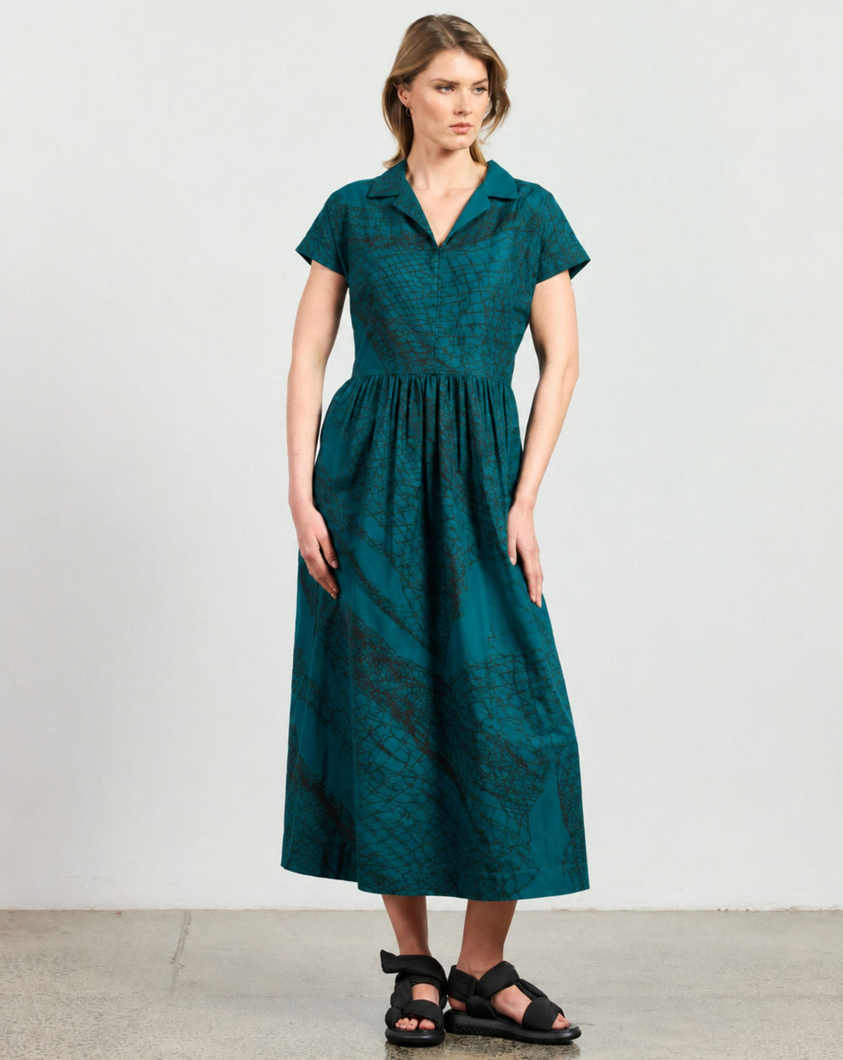 Giardini Dress - Fishing Nets